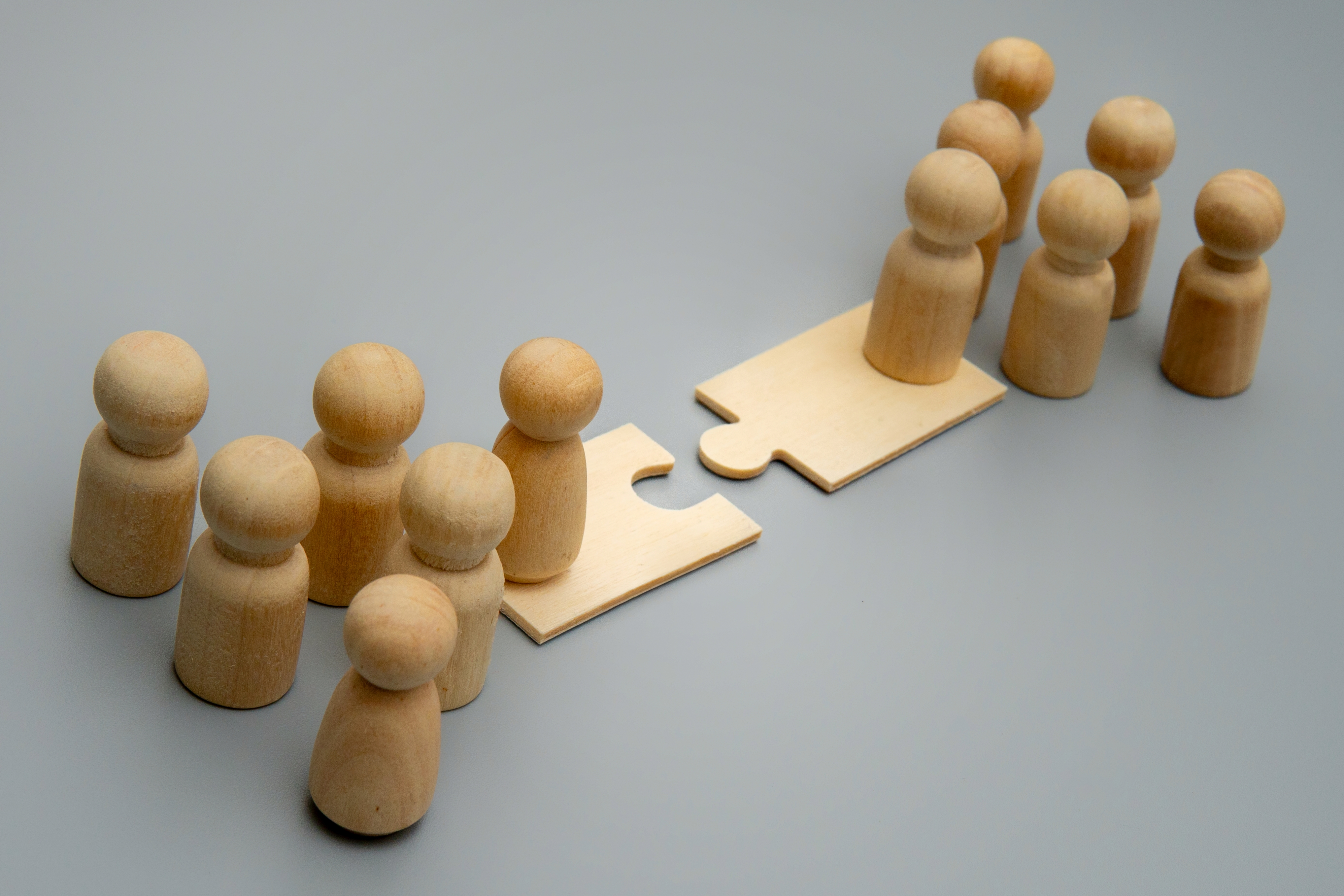 why-smart-brands-combine-outofhome-and-social-media-ads-for-maximum-reach